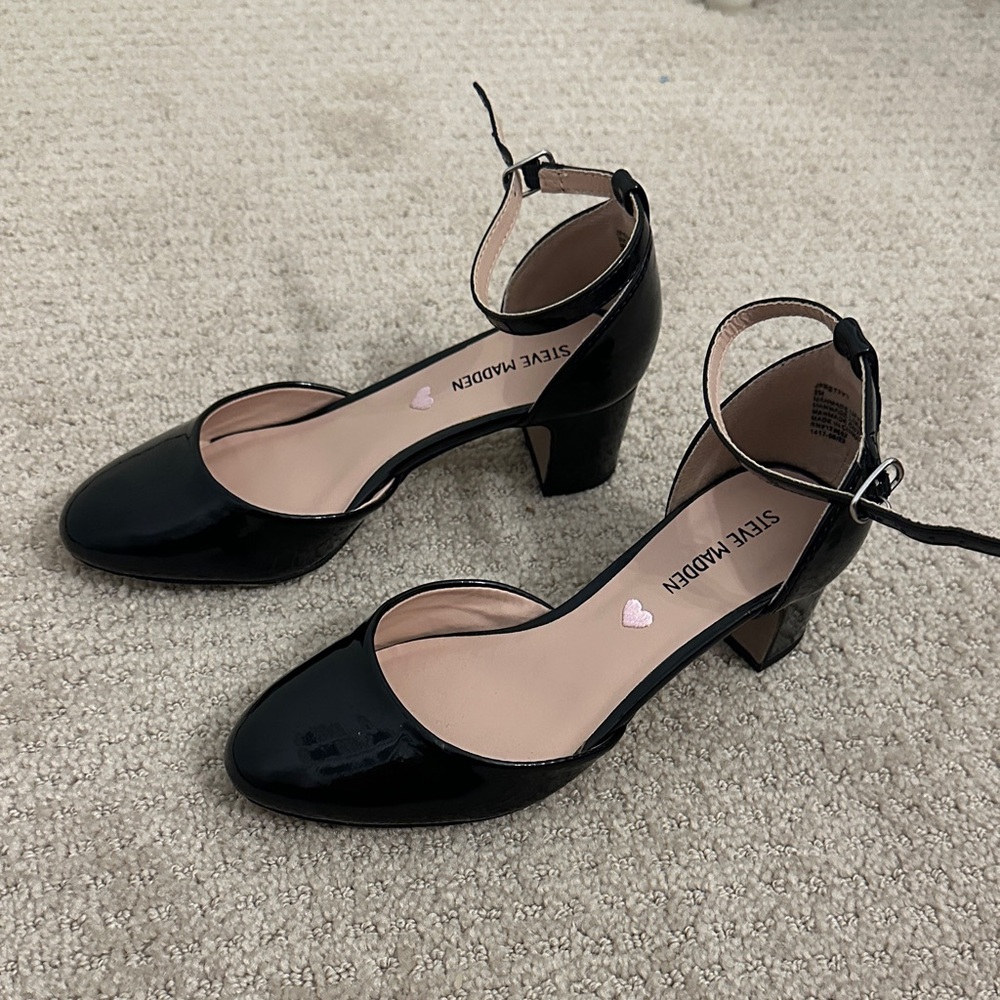 Steve Madden Black Patent Heels